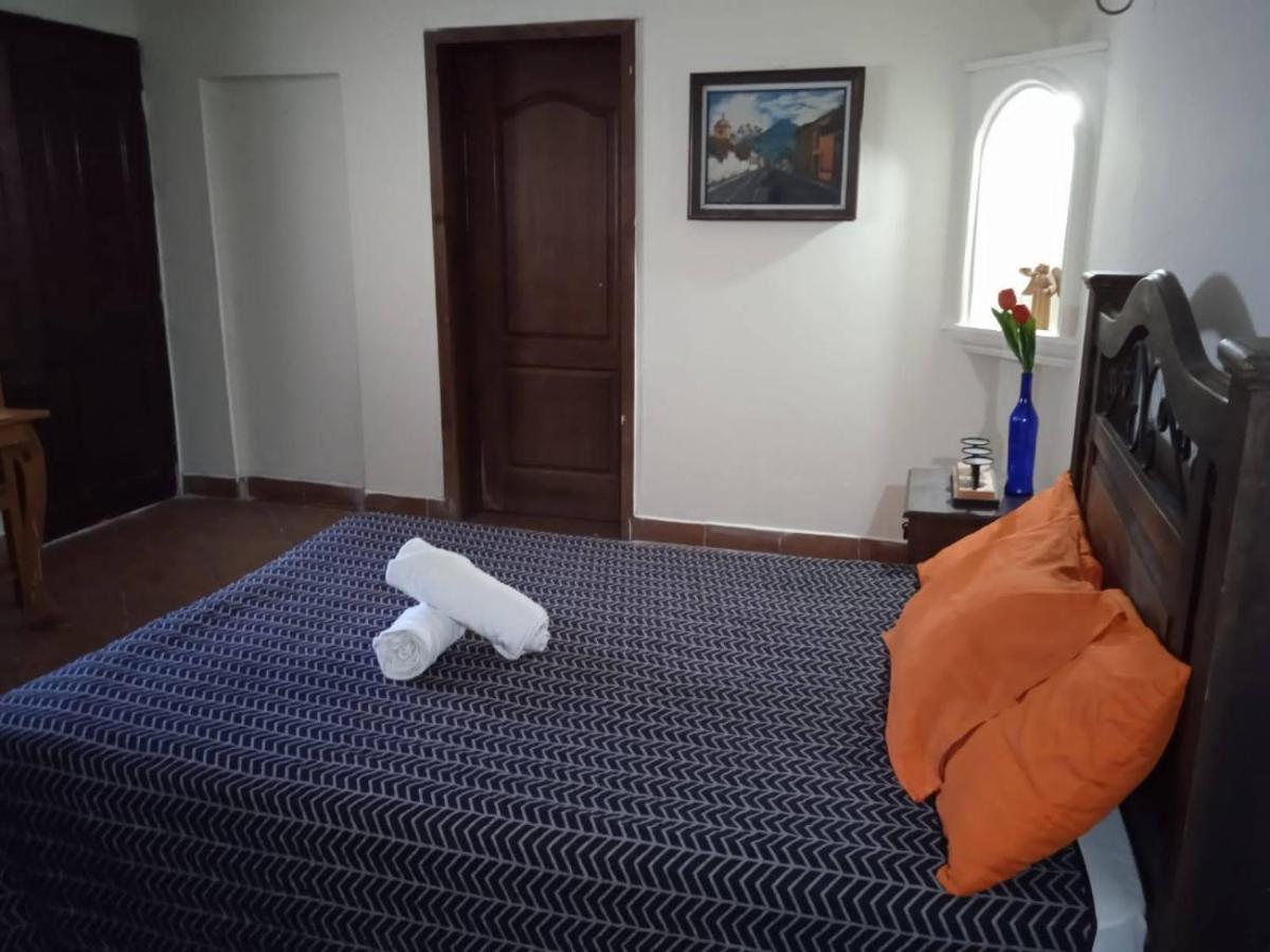 Huellas Hostal Antigua Kültér fotó