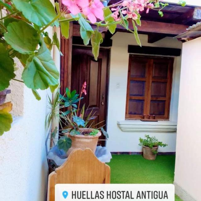 Huellas Hostal Antigua Kültér fotó