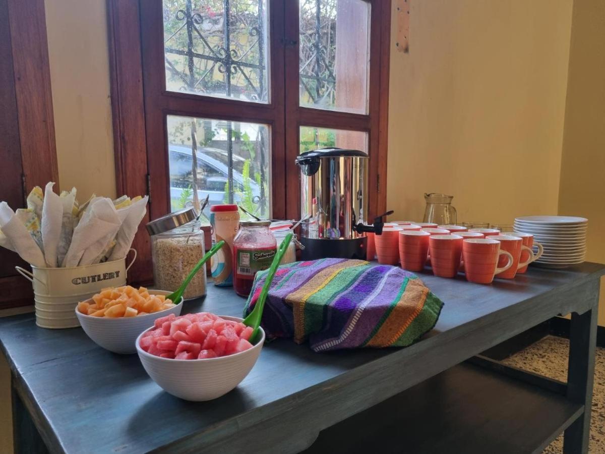 Huellas Hostal Antigua Kültér fotó